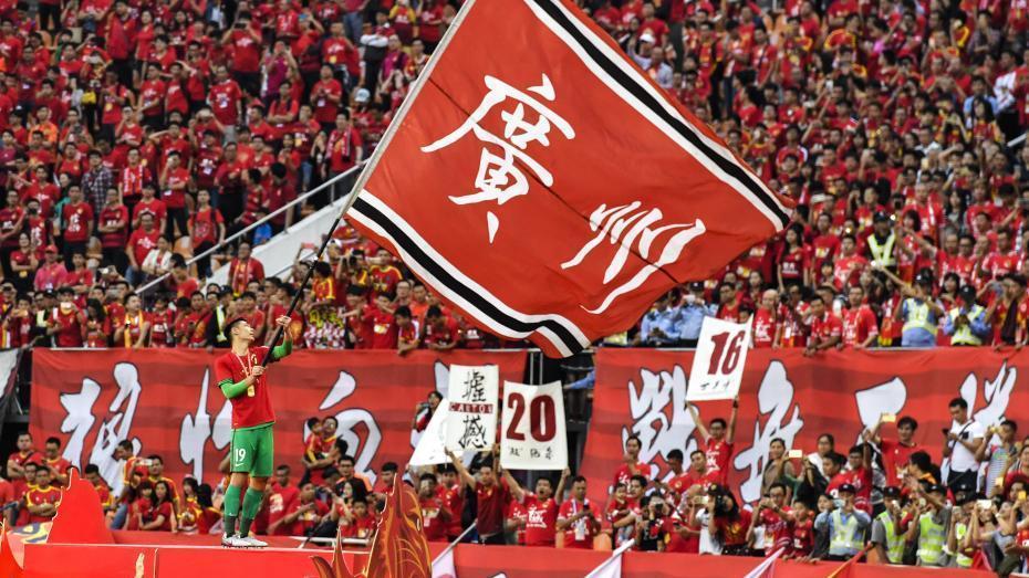 拜仁慕尼黑内部会议纪要流出：赛前外线爆发，亚冠使命明确，训练强度明显提升