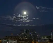 巴塞罗那为什么空场比赛